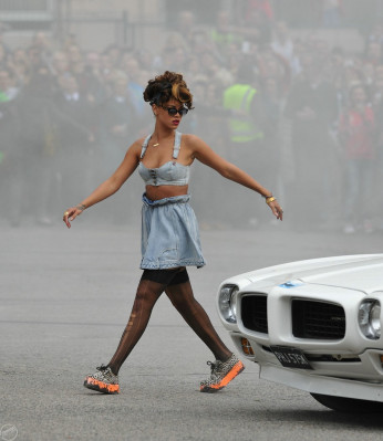Rihanna pic #407427