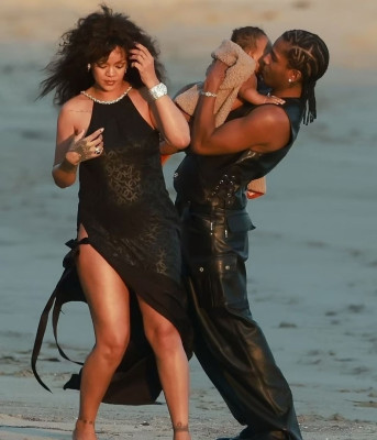 photo 24 in Rihanna gallery [id1323778] 2023-03-15 00:00:00