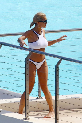 photo 15 in Rita Ora gallery [id1048778] 2018-07-09 00:00:00