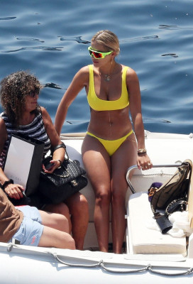 photo 3 in Rita Ora gallery [id1048988] 2018-07-09 00:00:00
