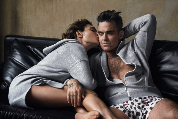 photo 17 in Robbie Williams gallery [id1315420] 2022-11-25 00:00:00
