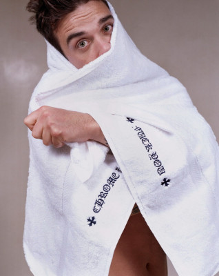 photo 24 in Robbie Williams gallery [id298672] 2010-10-25 00:00:00