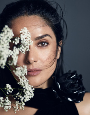 Salma Hayek pic #956246