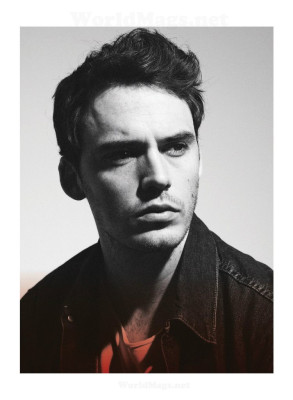 Sam Claflin pic #828185