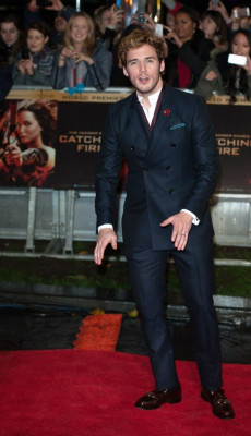 Sam Claflin pic #829707