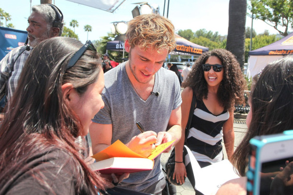 Sam Claflin pic #827867