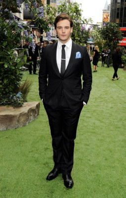 Sam Claflin pic #834005