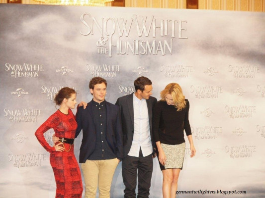 Sam Claflin pic #835262