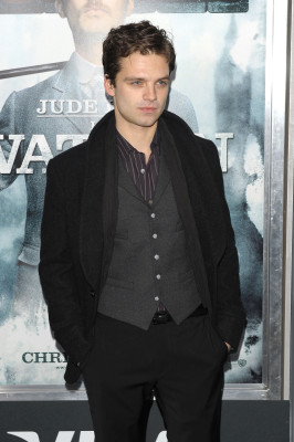 Sebastian Stan pic #749757