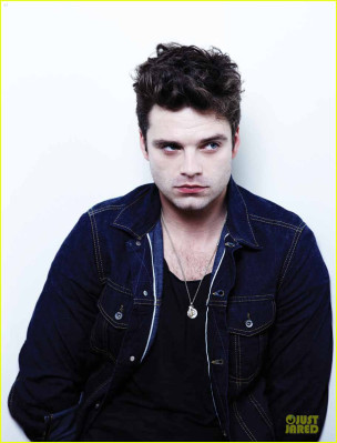 Sebastian Stan pic #732979