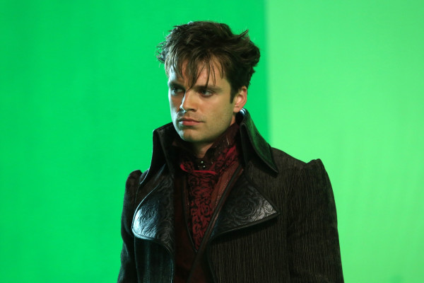 Sebastian Stan pic #747420