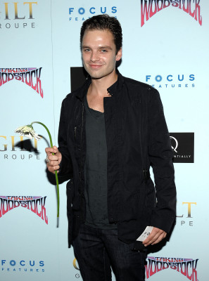 Sebastian Stan pic #763474