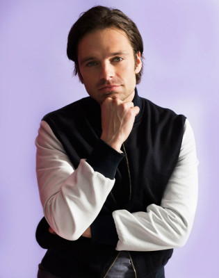 Sebastian Stan pic #855015