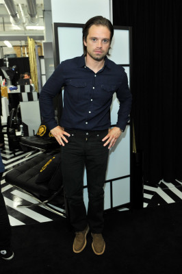 Sebastian Stan pic #833579