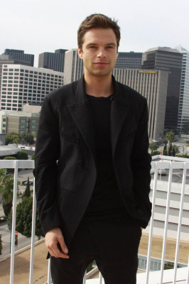 Sebastian Stan pic #729946