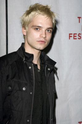 Sebastian Stan pic #757365