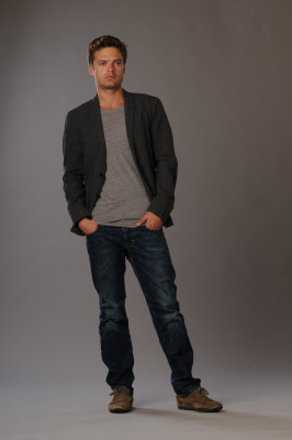 Sebastian Stan pic #836650