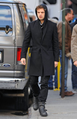 Sebastian Stan pic #730850