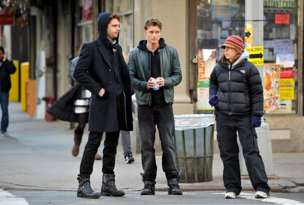 Sebastian Stan pic #744320