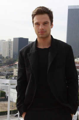 Sebastian Stan pic #741360