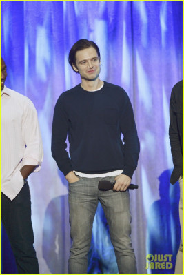 Sebastian Stan pic #747423