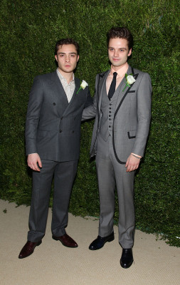 Sebastian Stan pic #771011