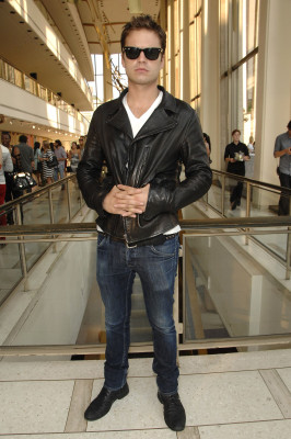 Sebastian Stan pic #744324
