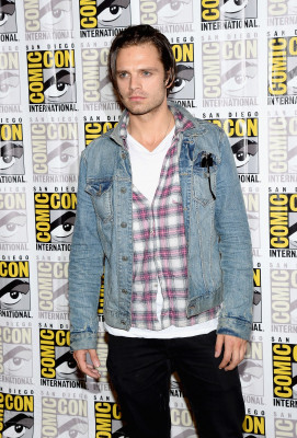 Sebastian Stan pic #717195