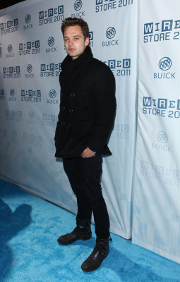 Sebastian Stan pic #819140
