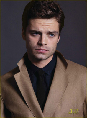 Sebastian Stan pic #758415