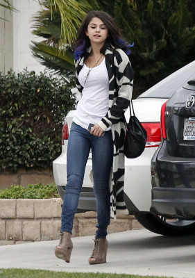 Selena Gomez pic #449563