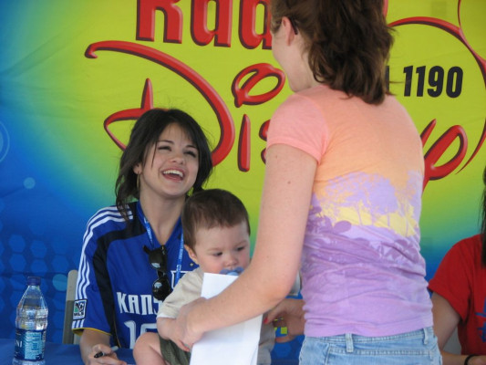 Selena Gomez pic #284880
