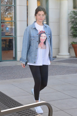 Selena Gomez pic #1007910