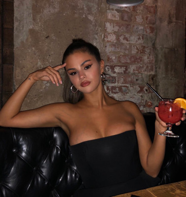 Selena Gomez pic #1066430