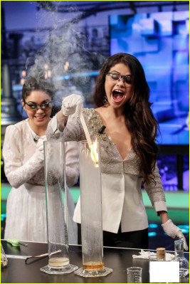 Selena Gomez pic #579995