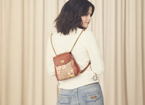 Selena Gomez pic #1135182
