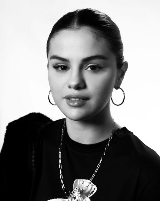 Selena Gomez pic #1206928