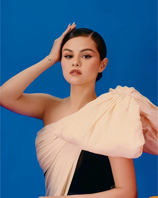 Selena Gomez pic #1249988