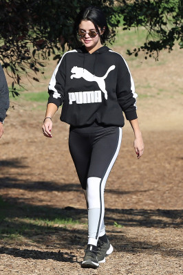 Selena Gomez pic #1093142