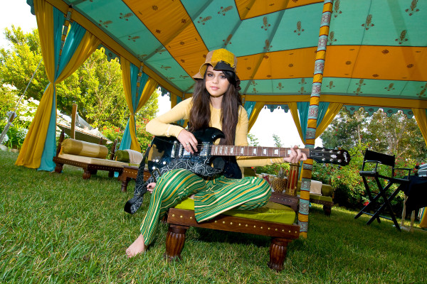 photo 29 in Selena Gomez gallery [id194513] 2009-11-03 00:00:00