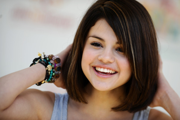 photo 13 in Selena Gomez gallery [id164314] 2009-06-23 00:00:00