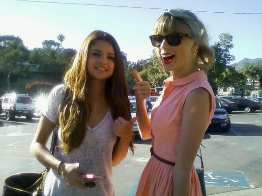 Selena Gomez pic #504310