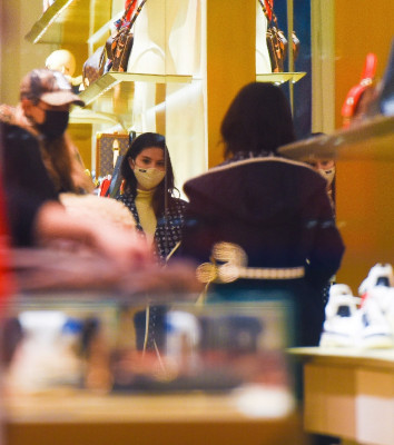 Selena Gomez pic #1247100