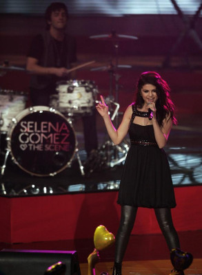 Selena Gomez pic #268137