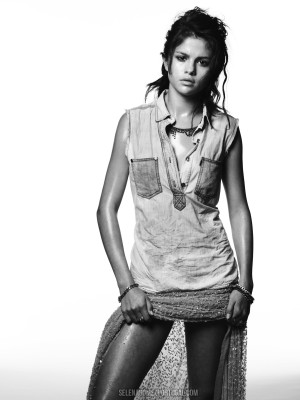 Selena Gomez pic #699170