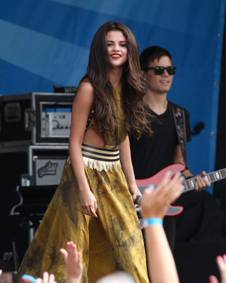 Selena Gomez pic #616442