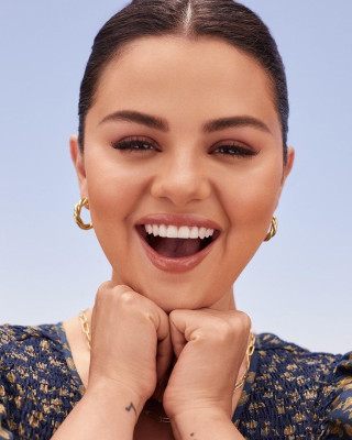 photo 24 in Selena gallery [id1288933] 2021-12-19 00:00:00