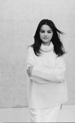 photo 6 in Selena gallery [id1331978] 2023-08-18 00:00:00