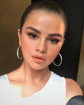 Selena Gomez pic #1160496