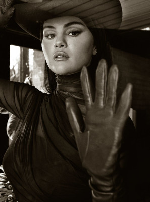 photo 15 in Selena gallery [id1360126] 2024-11-14 00:00:00
